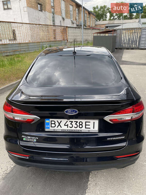 Седан Ford Fusion 2018 в Києві