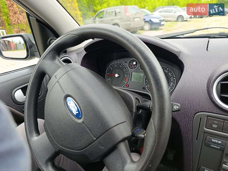 Хэтчбек Ford Fusion 2007 в Ивано-Франковске