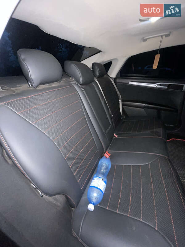 Седан Ford Fusion 2014 в Чернигове