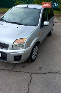 Хэтчбек Ford Fusion 2009 в 