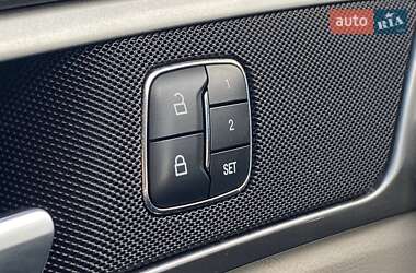 Седан Ford Fusion 2017 в 