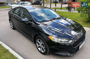 Седан Ford Fusion 2014 в 