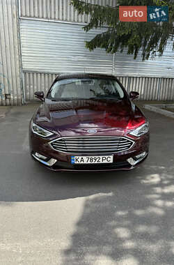 Седан Ford Fusion 2016 в 