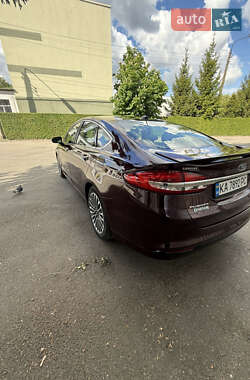Седан Ford Fusion 2016 в 