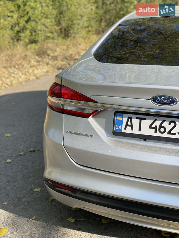 Седан Ford Fusion 2017 в Івано-Франківську