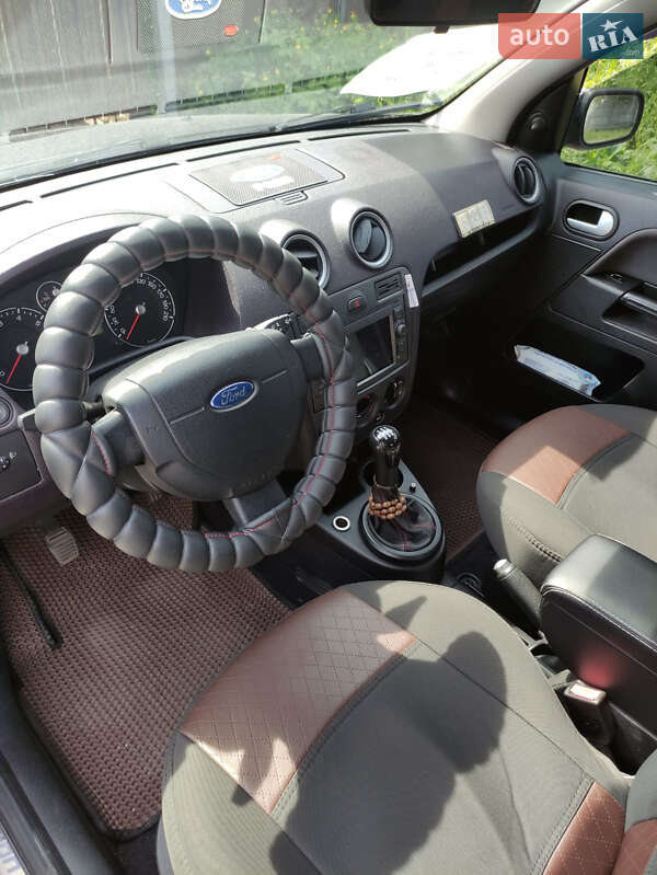 Хэтчбек Ford Fusion 2007 в Кривом Роге