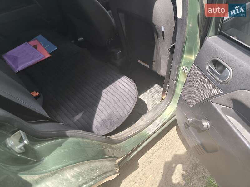Хэтчбек Ford Fusion 2005 в Черкассах
