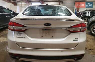 Седан Ford Fusion 2017 в 