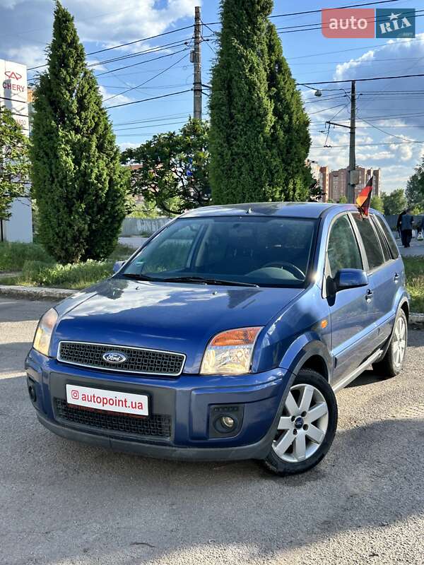 Хэтчбек Ford Fusion 2006 в 