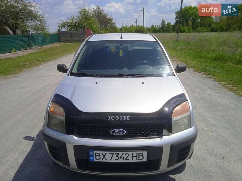 Хэтчбек Ford Fusion 2009 в 