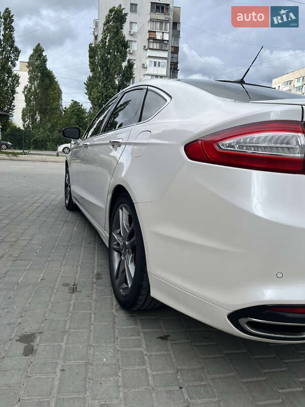 Седан Ford Fusion 2012 в Днепре