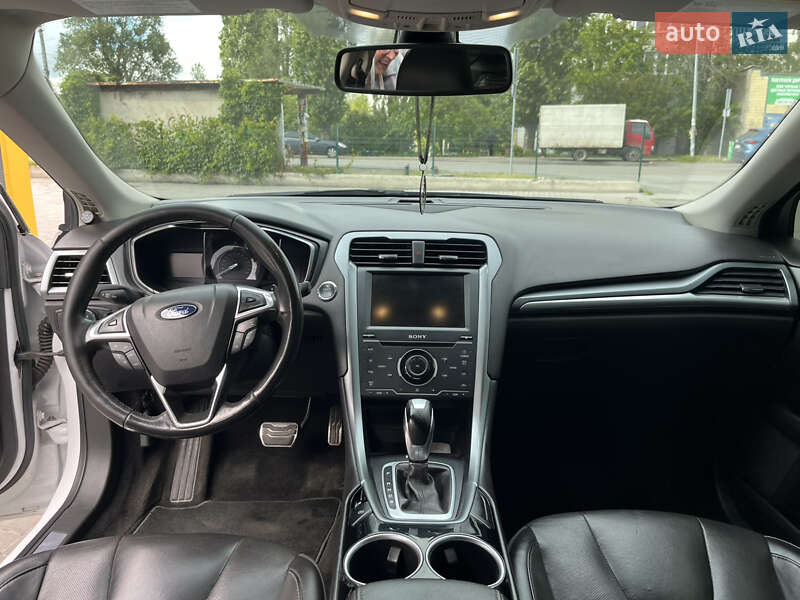 Седан Ford Fusion 2012 в Днепре