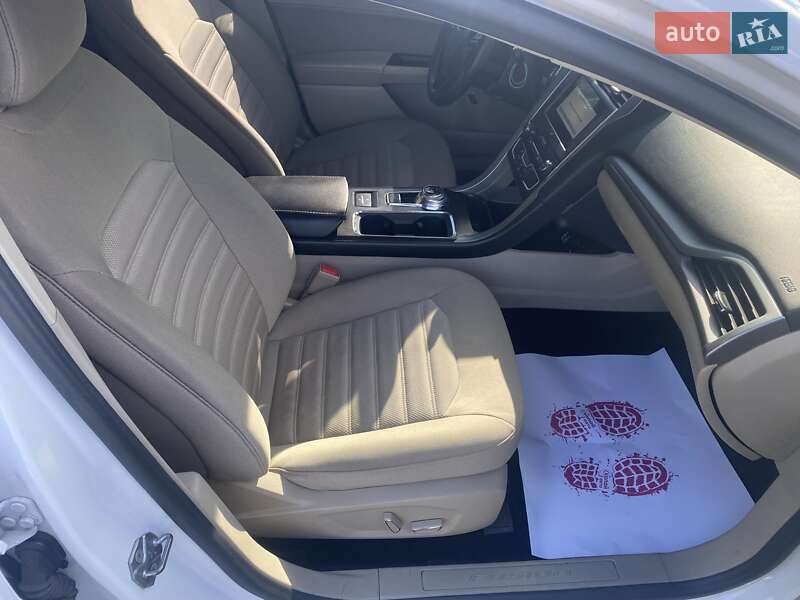 Седан Ford Fusion 2019 в Днепре