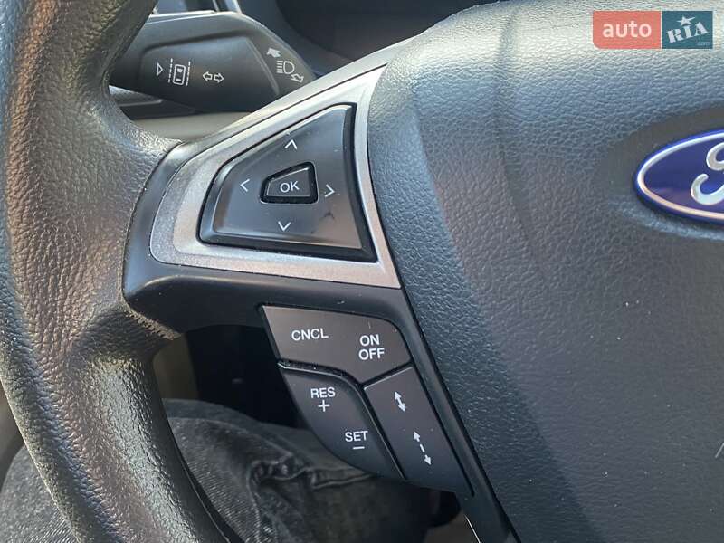 Седан Ford Fusion 2019 в Днепре