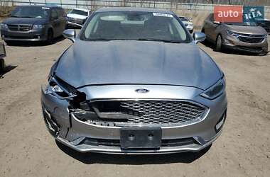 Седан Ford Fusion 2020 в 