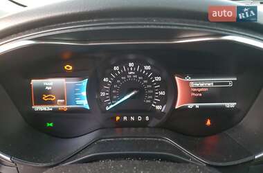 Седан Ford Fusion 2019 в 