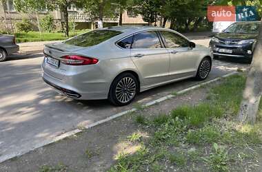 Седан Ford Fusion 2016 в Виннице