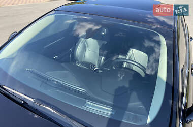 Седан Ford Fusion 2019 в 