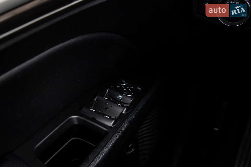 Седан Ford Fusion 2018 в Львове фото 28 Седан Ford Fusion 2018 в Львове