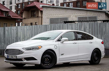 Седан Ford Fusion 2018 в 
