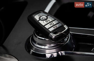 Седан Ford Fusion 2018 в 