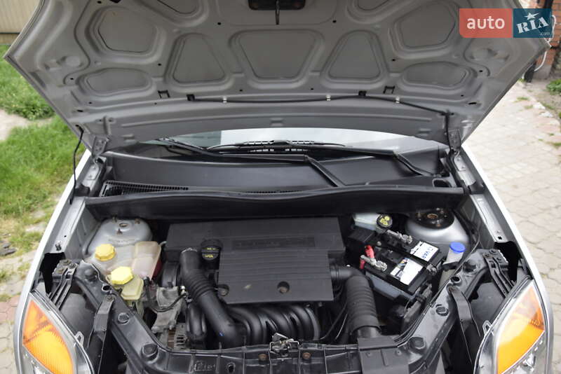 Хэтчбек Ford Fusion 2007 в Турийске