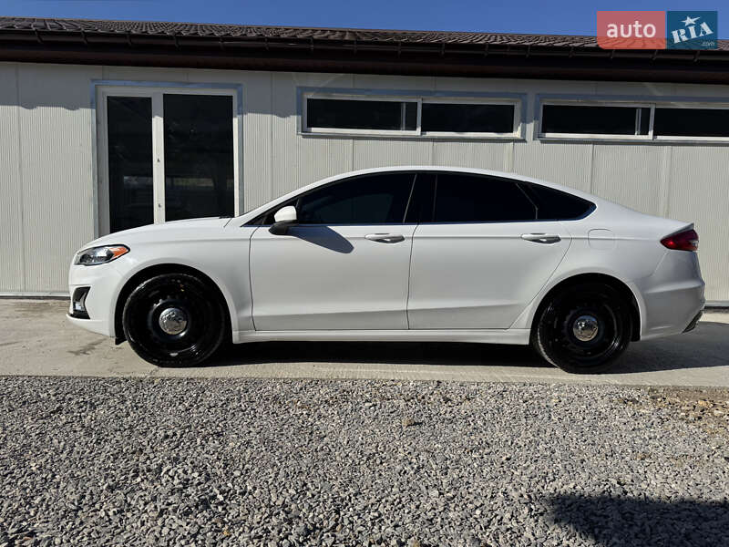 Седан Ford Fusion 2019 в Одессе