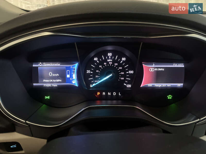 Седан Ford Fusion 2016 в Тернівці