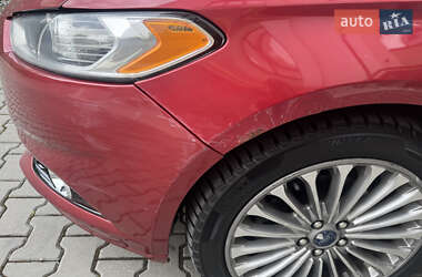 Седан Ford Fusion 2014 в 