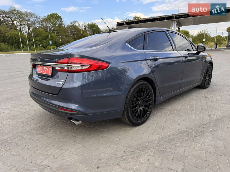 Седан Ford Fusion 2018 в Луцьку