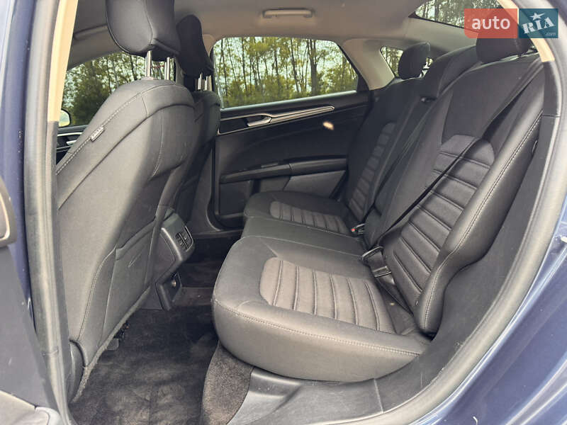 Седан Ford Fusion 2018 в Луцьку