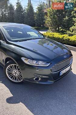 Седан Ford Fusion 2014 в Днепре