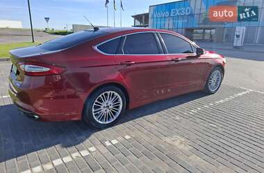 Седан Ford Fusion 2014 в Львове