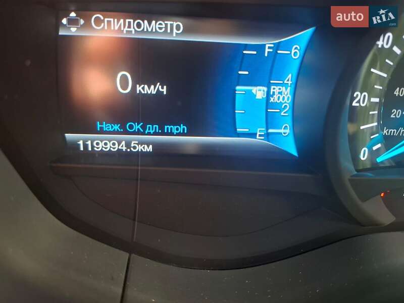 Седан Ford Fusion 2014 в Львове