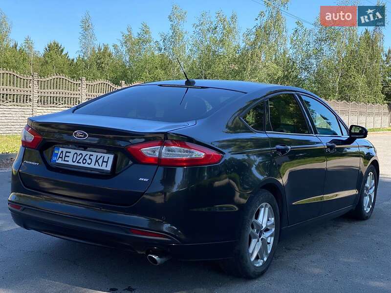 Седан Ford Fusion 2013 в Дніпрі