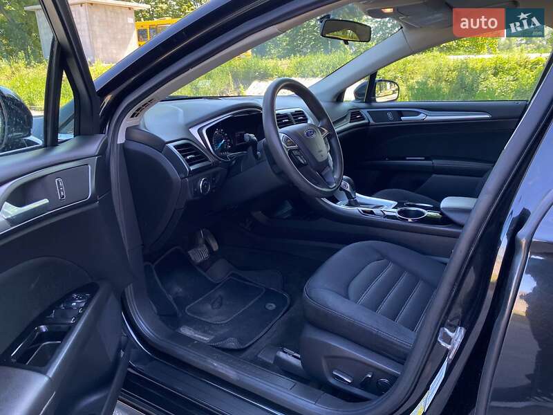 Седан Ford Fusion 2013 в Дніпрі