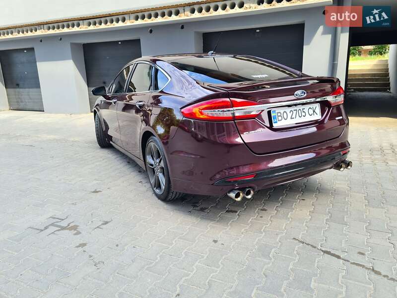 Седан Ford Fusion 2017 в Тернополе