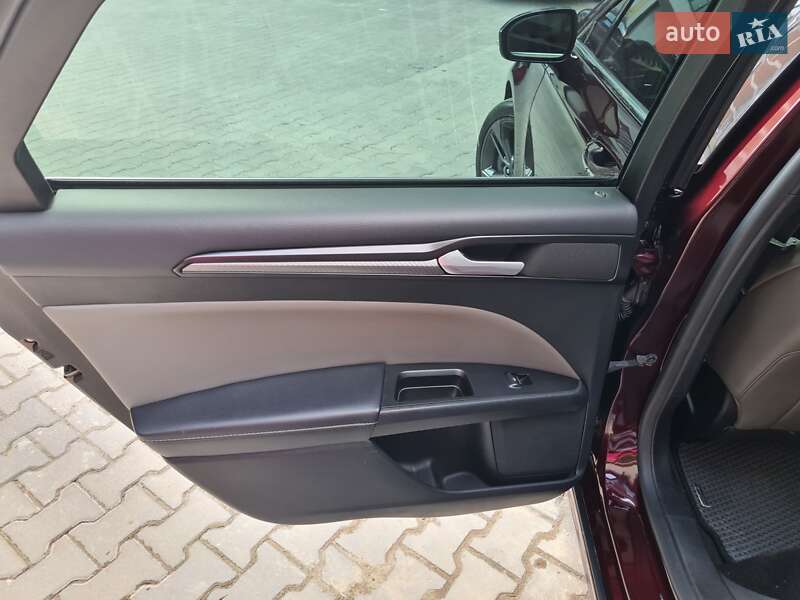Седан Ford Fusion 2017 в Тернополе