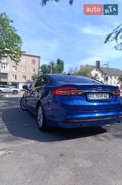 Седан Ford Fusion 2017 в 