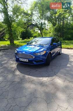 Седан Ford Fusion 2017 в 