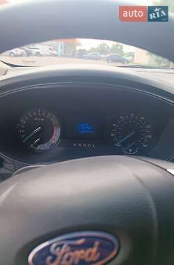 Седан Ford Fusion 2018 в 