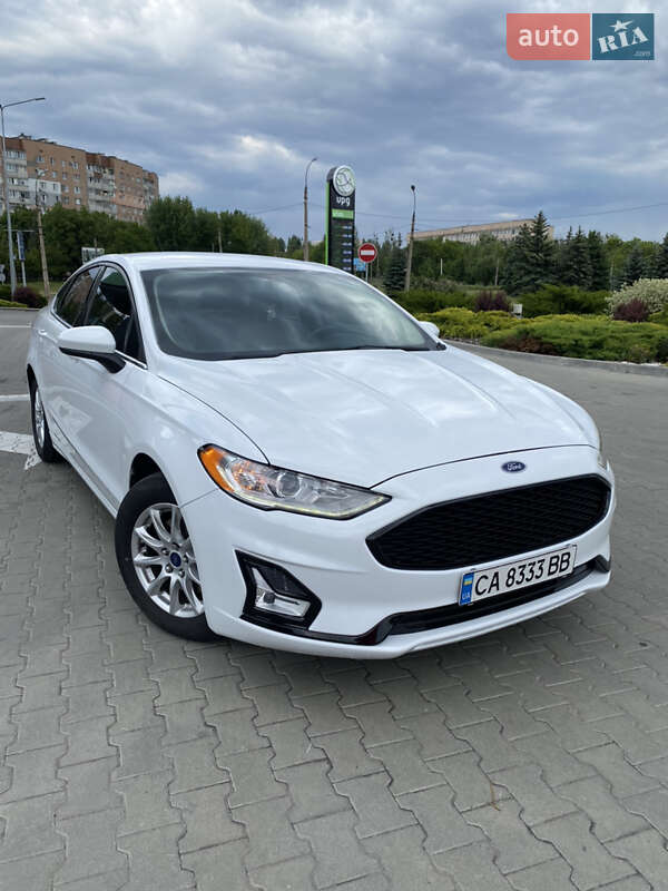 Ford Fusion 2016