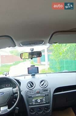 Хетчбек Ford Fusion 2011 в 