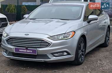 Седан Ford Fusion 2017 в 