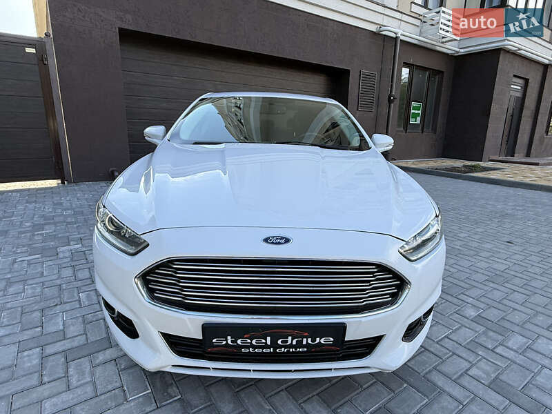 Седан Ford Fusion 2015 в Николаеве