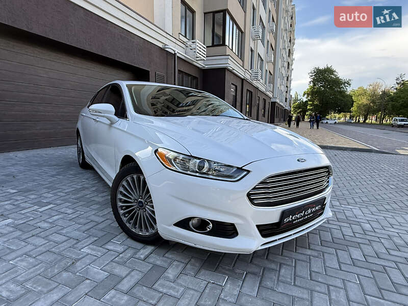 Седан Ford Fusion 2015 в Николаеве