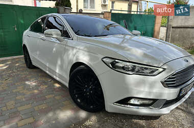 Седан Ford Fusion 2016 в 
