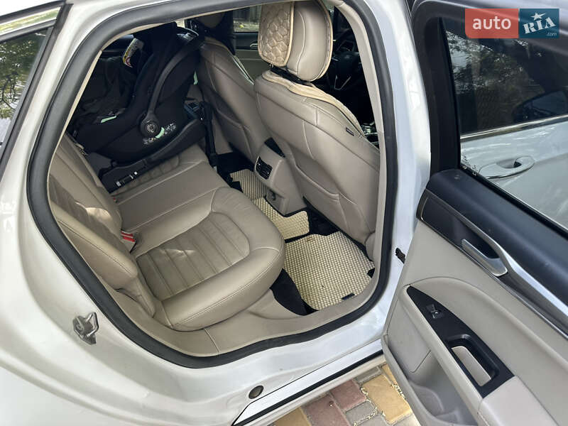 Седан Ford Fusion 2016 в Одессе