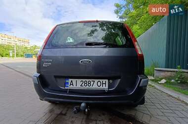 Хэтчбек Ford Fusion 2008 в 