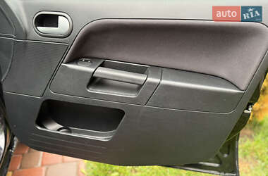 Хэтчбек Ford Fusion 2007 в 